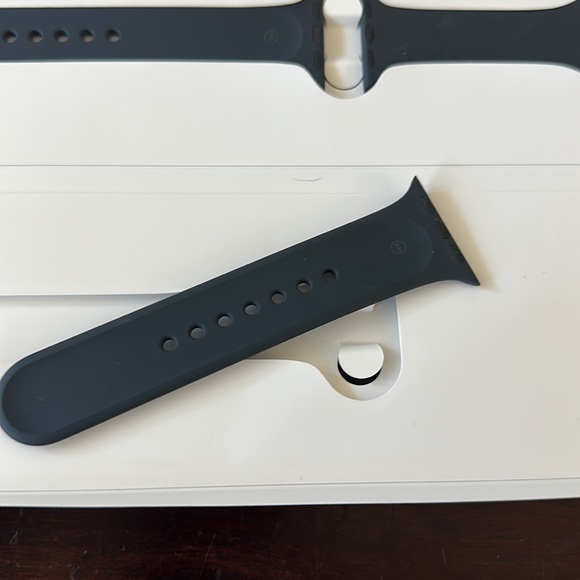 ⭐️SALE⭐️ Apple Watch Black Sport Band 40MM S/M & M/L NIB - Picture 9 of 16